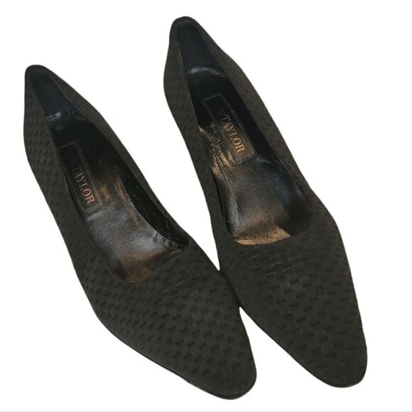 WOMENS Ann Taylor Made in Italy BLACK TEXTILE HEEL PUMPS - Picture 2 of 13